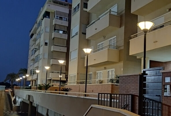 đèn sân vườn chiếu xa TPNSV01