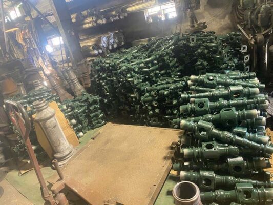 ảnh xưởng sản xuất trụ cột đèn sân vườn